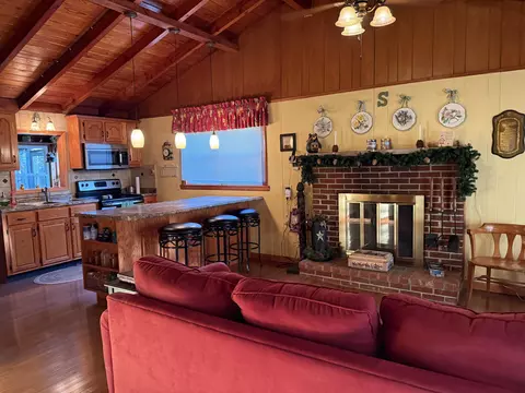 Kitchen - 546 Sellars Rd, Nancy, KY 42544 photo 1 of 4