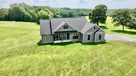 36 Ava Ln, Russell Springs, KY 42642