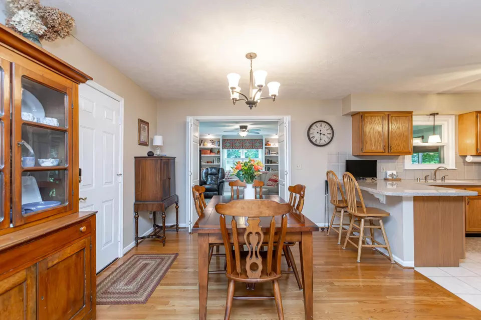 Dining - 206 Candlewood Dr, Danville, KY 40422 photo 1 of 1