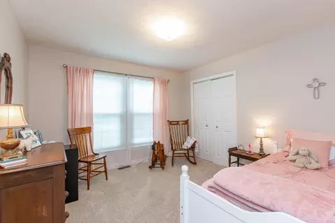 Bedroom - 206 Candlewood Dr, Danville, KY 40422 photo 1 of 5