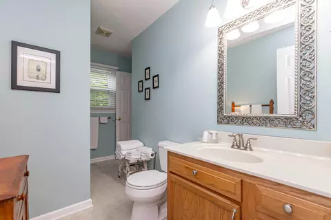 Bath - 206 Candlewood Dr, Danville, KY 40422 photo 1 of 4