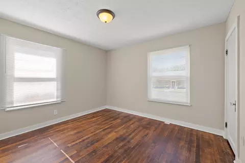 Bedroom - 519 E Walnut St, Danville, KY 40422 photo 1 of 7