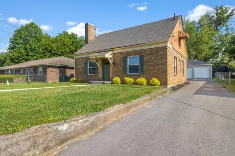 Exterior - 519 E Walnut St, Danville, KY 40422 photo 2 of 6