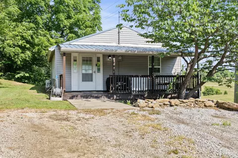 2320 Dreyfus Rd, Waco, KY 40385