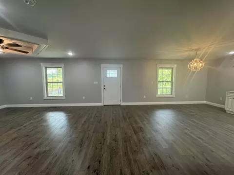 9943 Stoney Fork Rd, Corbin, KY 40701 photo 3