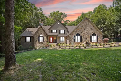 225 Spring Gate Dr, London, KY 40741