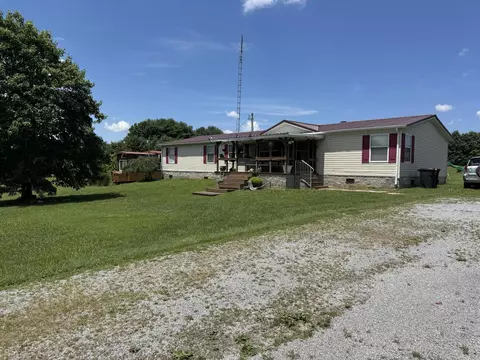75 J D B Rd, Russell Springs, KY 42642