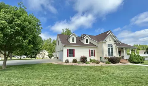 141 Cherokee Springs Ct, Jamestown, KY 42629