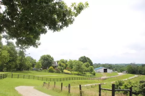1681 Leathers Rd, Lawrenceburg, KY 40342