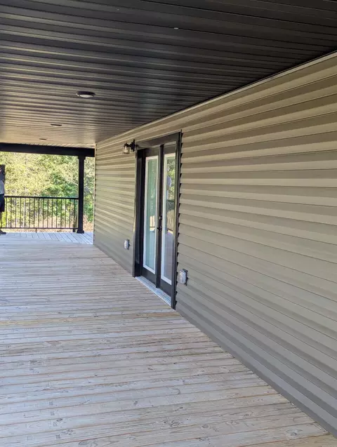 Exterior - 899 Ralley Rd, Keavy, KY 40737 photo 7 of 10