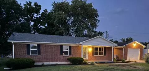 204 Bluebird Ct, Lawrenceburg, KY 40342