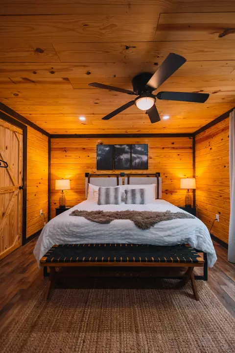 Bedroom - 180 Spencer Rd, Campton, KY 41301 photo 1 of 4
