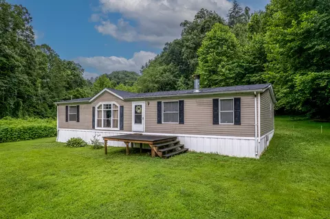 4840 Kentucky 1812, Campton, KY 41301