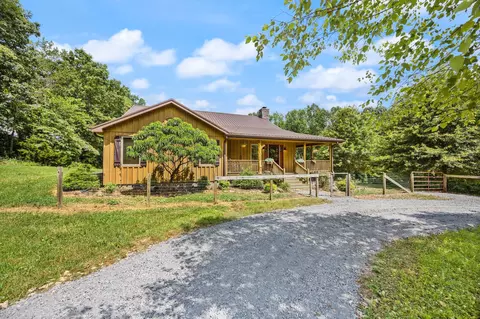 Exterior - 65 Trenton Ct, Nancy, KY 42544 photo 2 of 10