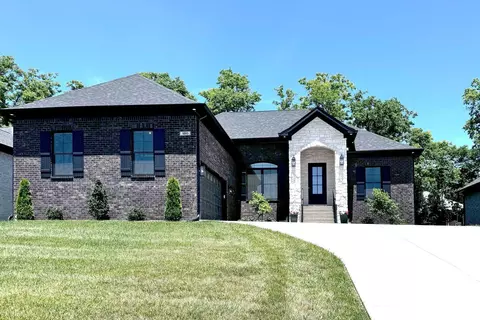 180 Cherokee Dr, Shelbyville, KY 40065