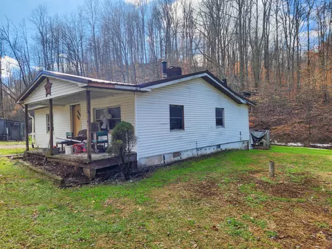 9881 Ky Rt 172, Flat Gap, KY 41219 photo 6