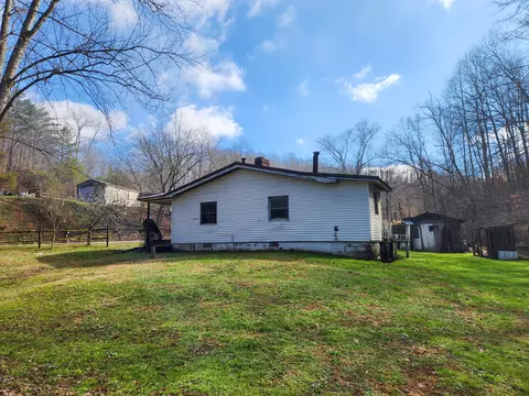 9881 Ky Rt 172, Flat Gap, KY 41219 photo 5