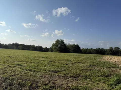 2040 Allen Schoolhouse Rd, Columbia, KY 42728