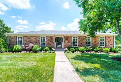 1212 Tishoff Dr, Lexington, KY 40502
