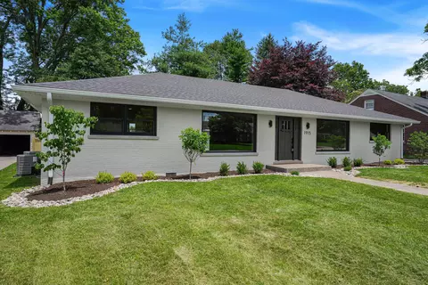 1913 Fontaine Rd, Lexington, KY 40502