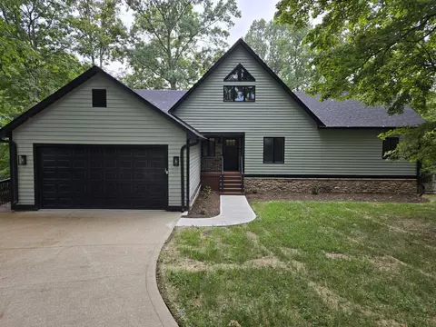 Exterior - 214 Hunter Dr, Lancaster, KY 40444 photo 1 of 16