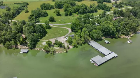 View/Area - 214 Hunter Dr, Lancaster, KY 40444 photo 3 of 9