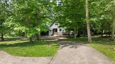 Exterior - 214 Hunter Dr, Lancaster, KY 40444 photo 9 of 16