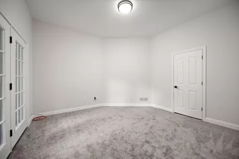 Bedroom - 214 Hunter Dr, Lancaster, KY 40444 photo 8 of 9