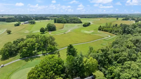View/Area - 214 Hunter Dr, Lancaster, KY 40444 photo 5 of 9