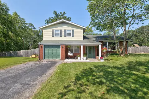 39 Cedar Dr, Morehead, KY 40351