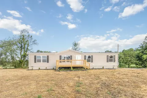 55 Cardinal Ln, Kings Mountain, KY 40442