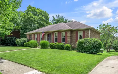 4313 Gum Tree Ln, Lexington, KY 40513
