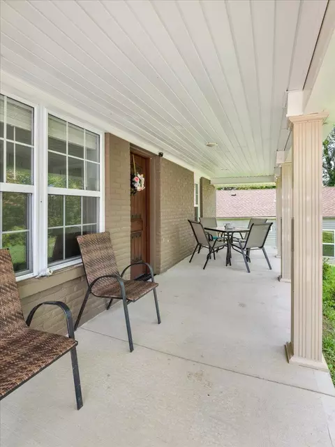 Exterior - 149 Hawe St, Corbin, KY 40701 photo 2 of 9