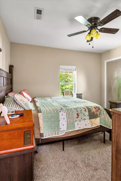 Bedroom - 149 Hawe St, Corbin, KY 40701 photo 1 of 8