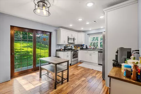 Kitchen - 149 Hawe St, Corbin, KY 40701 photo 5 of 5