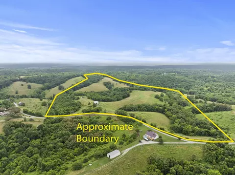 9999 Stoney Creek Rd, Carlisle, KY 40311