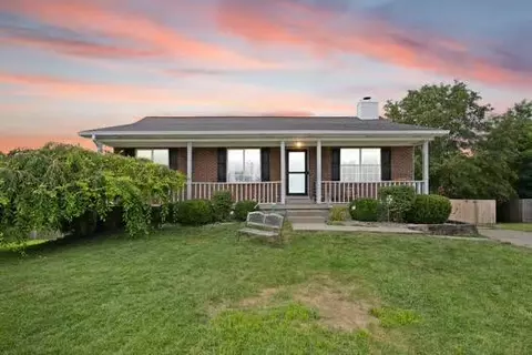 112 Ridgeway Ct, Nicholasville, KY 40356