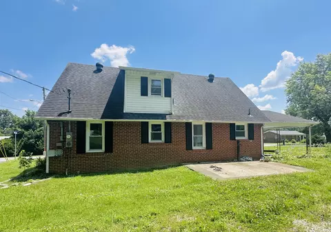 445 Phillips St, Liberty, KY 42539 photo 4