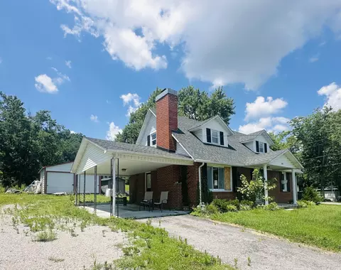 445 Phillips St, Liberty, KY 42539 photo 2