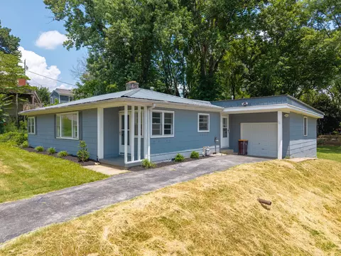 1 Robinson Dr, Somerset, KY 42501