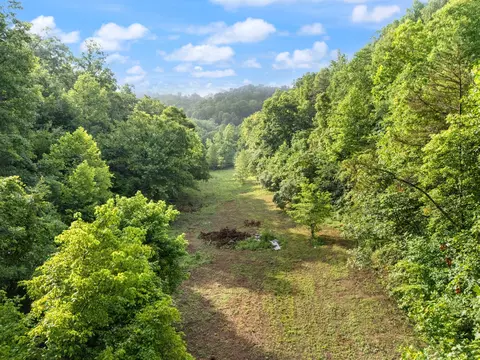 492 Sugar Camp Rd, Booneville, KY 41314