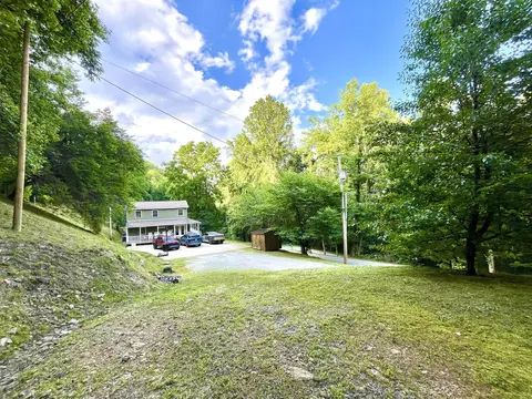 Exterior - 1552 Bigelow Rd, Bledsoe, KY 40810 photo 18 of 27