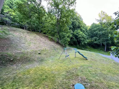 Exterior - 1552 Bigelow Rd, Bledsoe, KY 40810 photo 16 of 27