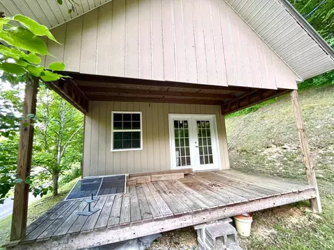 Exterior - 1552 Bigelow Rd, Bledsoe, KY 40810 photo 21 of 27