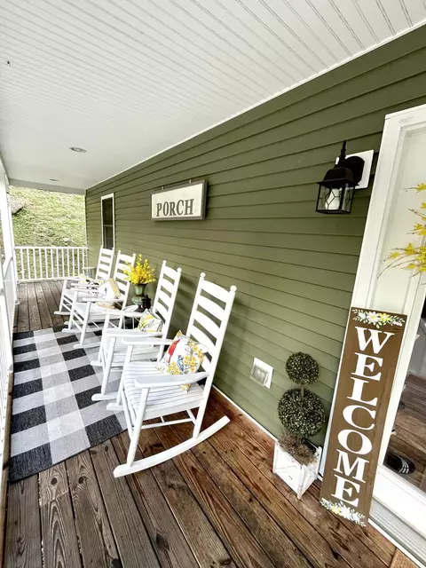 Exterior - 1552 Bigelow Rd, Bledsoe, KY 40810 photo 4 of 27