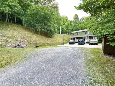Exterior - 1552 Bigelow Rd, Bledsoe, KY 40810 photo 23 of 27