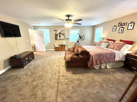 Bedroom - 1552 Bigelow Rd, Bledsoe, KY 40810 photo 3 of 6