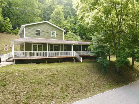Exterior - 1552 Bigelow Rd, Bledsoe, KY 40810 photo 3 of 27