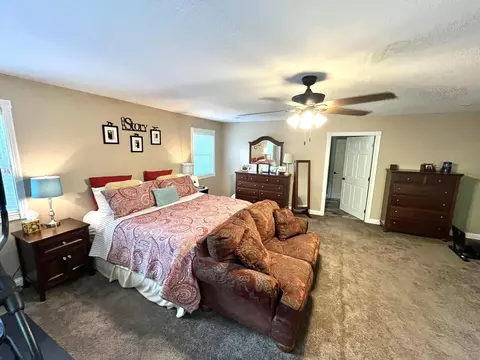 Bedroom - 1552 Bigelow Rd, Bledsoe, KY 40810 photo 1 of 6