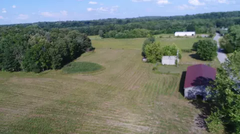 579 Singleton Rd, Eubank, KY 42567 photo 2